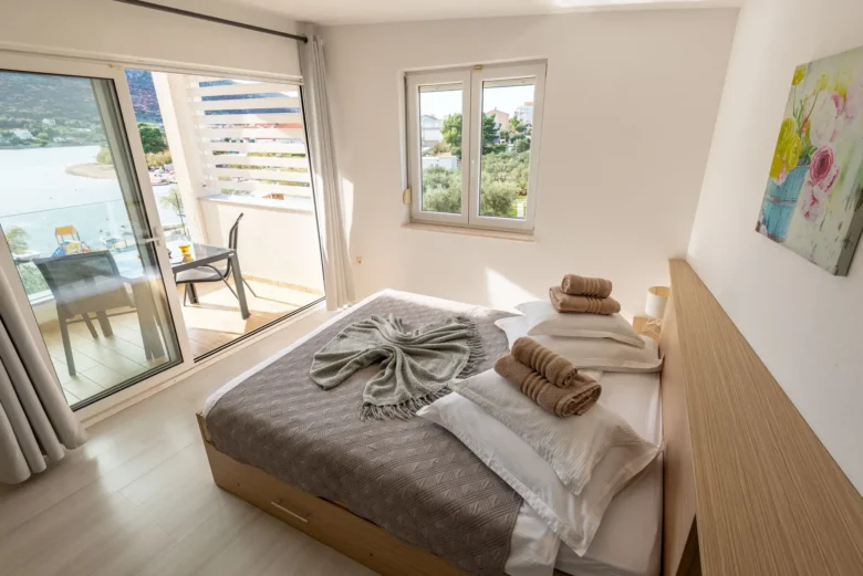 Apartments-Holidays Roko-comfort-studio